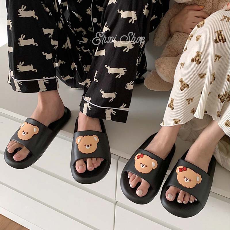 Dép Đi Trong Nhà Đế Dày Họa Tiết Gấu Hoạt Hình Dễ Thương Cho Nam Và Nữ