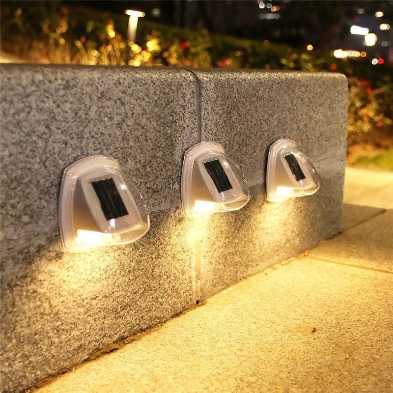 Đèn LED 8 Bóng Gắn Tường Sử Dụng Năng Lượng Mặt Trời Siêu Sáng Chống Mưa 8 Màu Sắc