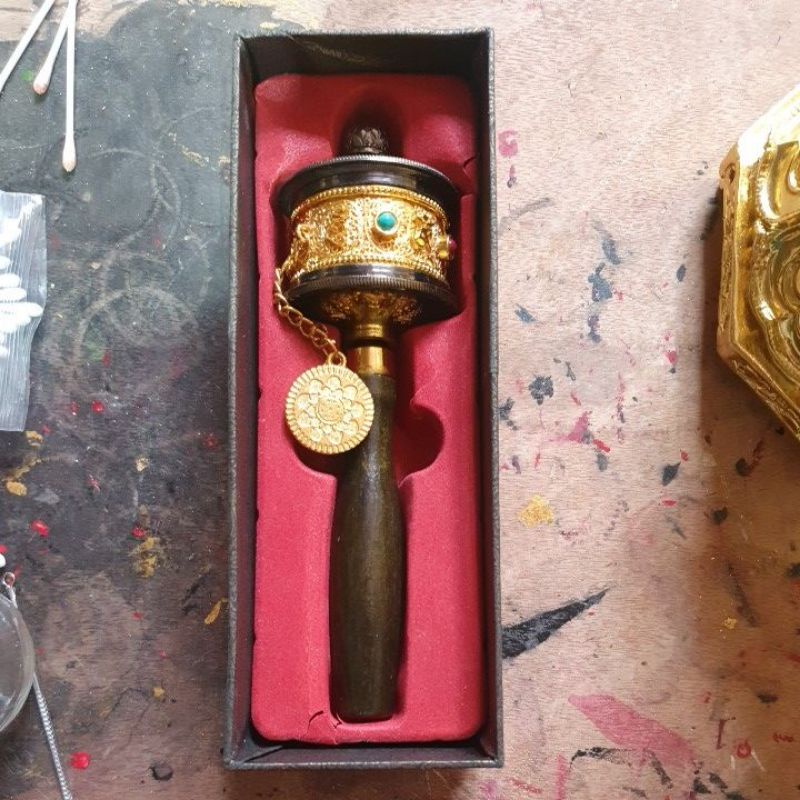 Kinh Luân Cầm Tây