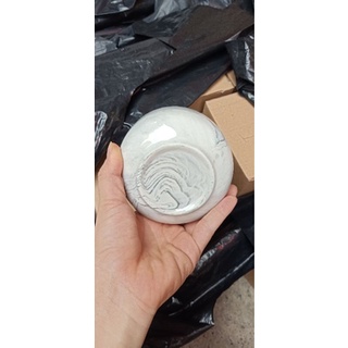 Bát cơm viền vàng