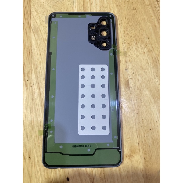 lắp lưng sam sung a325 (a32-4G) zin cty
