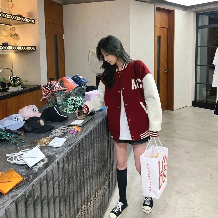 COZOK Áo Khoác Bóng Chày Tay Dài Dáng Rộng In Chữ Kiểu retro Cá Tính