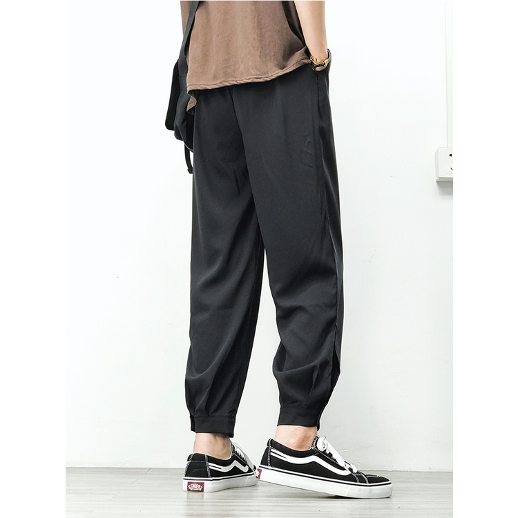 Quần Baggy Nam AROTI Ống Suông Rộng Vải Cotton Lụa Đẹp Cao Cấp,Co Giãn Dáng Âu,Cạp Chun,Màu Đen,Tiện Mặc Đi Học  QV46-B