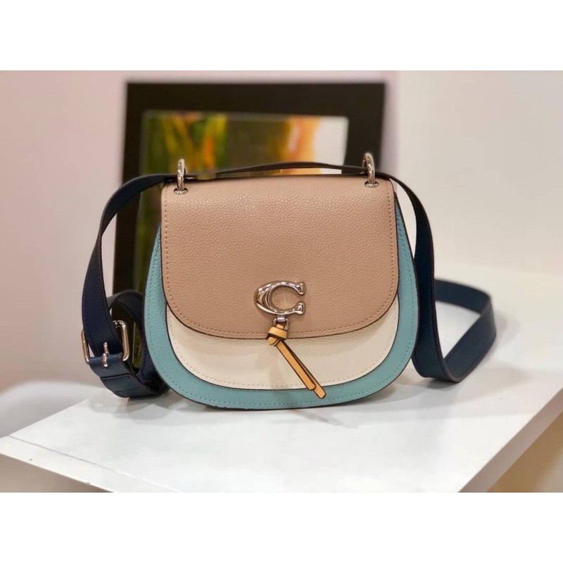 Túi Coach Remi Saddle Bag