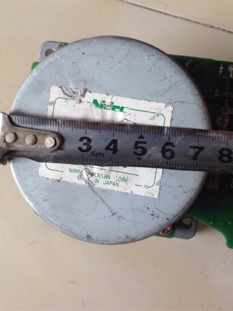 Motor DC 12-24v trục 8mm brushless loại to