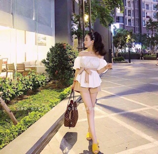 Set áo trễ vai thắt éo nơ- quần sọt chất lụa mịn CÒN ĐEN