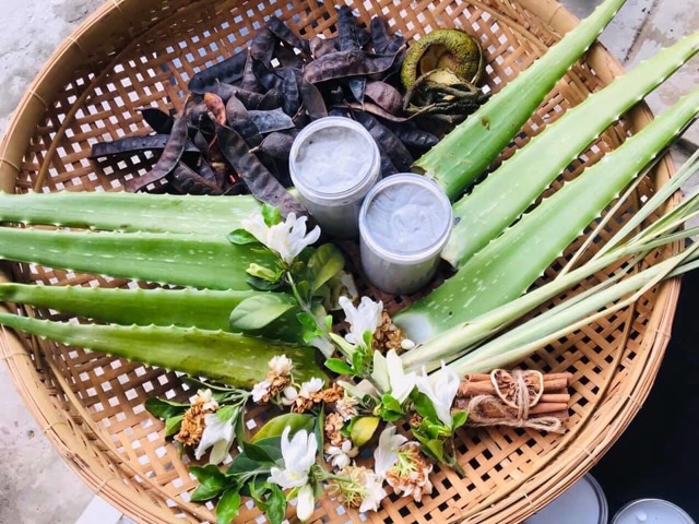 [SIÊU RẺ][ TẶNG KÈM KHĂN Ủ TÓC ] Ủ XẢ BỒ KẾT HOA LÀI | BigBuy360 - bigbuy360.vn