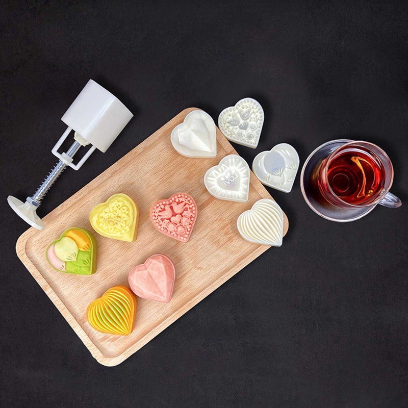 Khuôn Làm Bánh Trung Thu Dạng Nhấn Hình Trái Tim 50g DIY