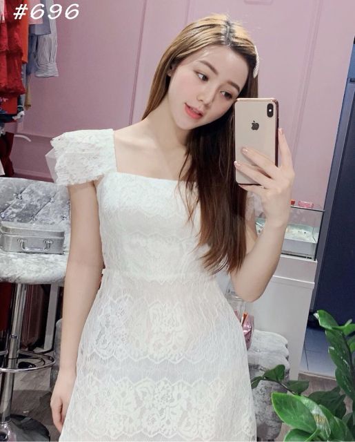 Đầm ren cổ vuông lá bèo (có ảnh thật)