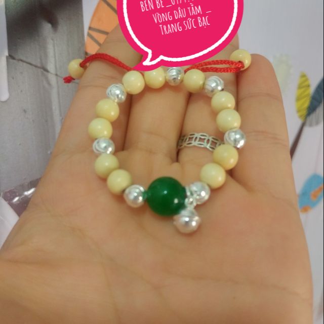 Vòng dâu tằm cho bé