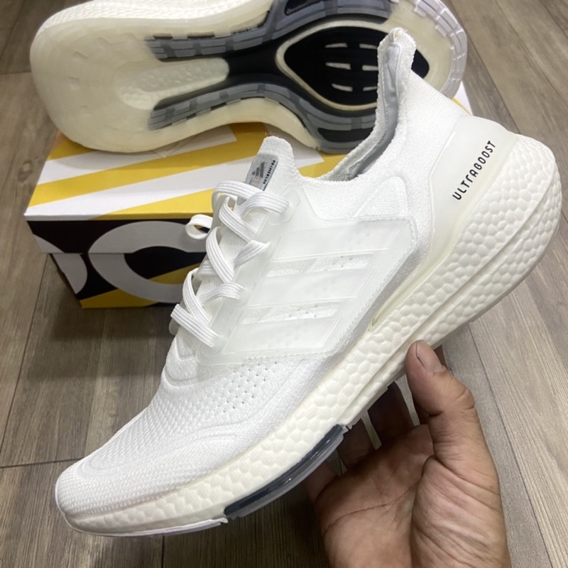 Giày ultraboost 7.0 nam nữ siêu cấp ( hàng chuẩn đế boost)