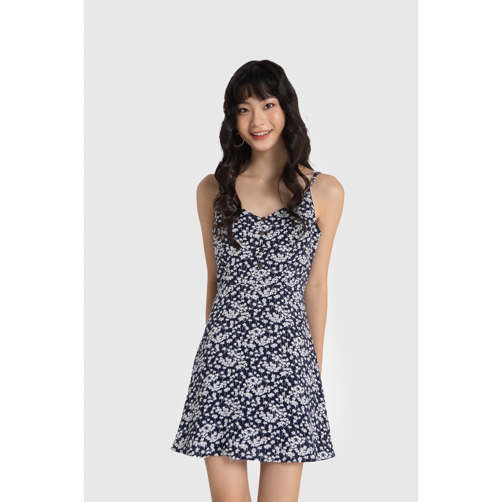 Đầm 2 dây Maybi in hoa trắng nền xanh đậm kiểu phối gài nút