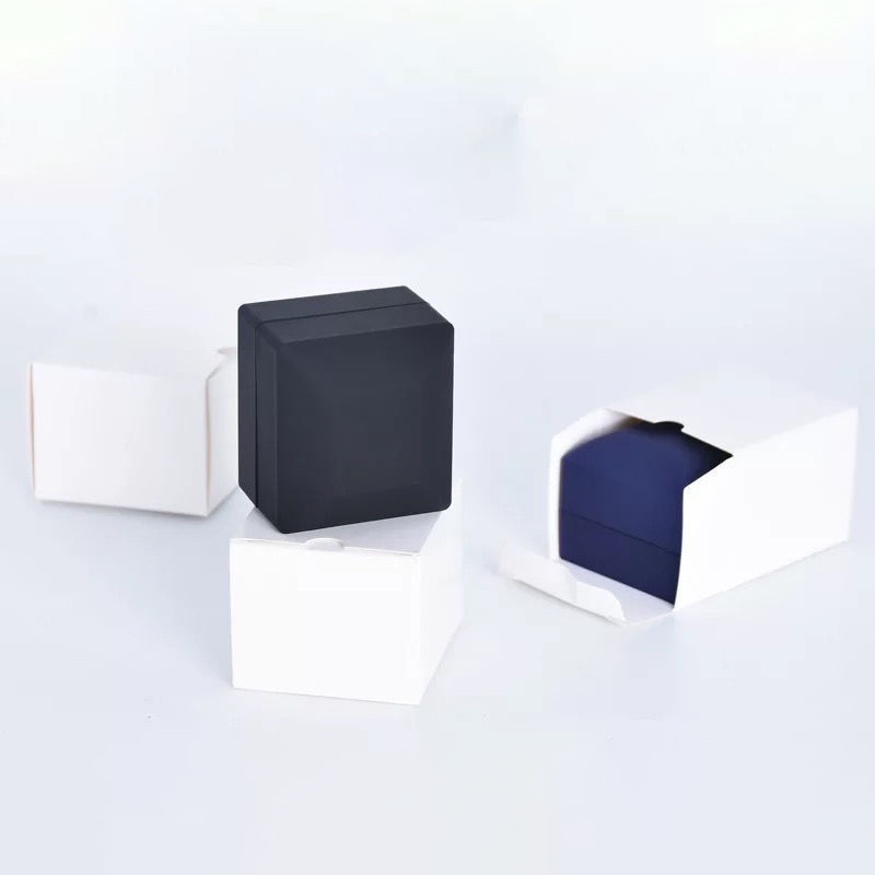 Hộp Đựng Trang Sức Có Đèn Led Cao Cấp