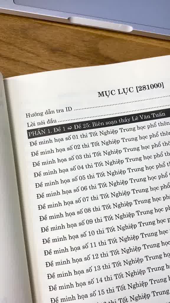 Sách bộ đề minh họa môn toán ôn thi THPT quốc gia bản 2026 Moonbook, luyện đề thi đại học toán lớp 12 | BigBuy360 - bigbuy360.vn