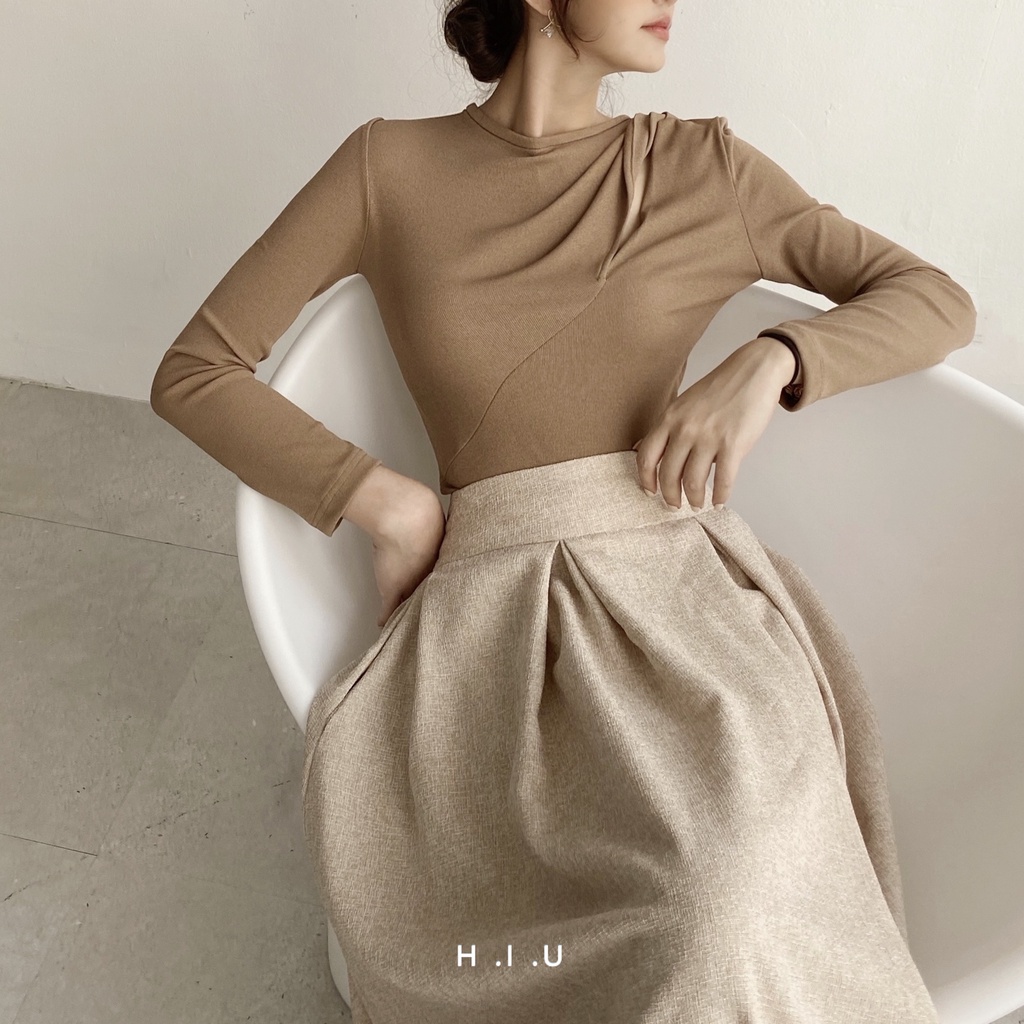 Chân váy midi Mori skirt tweed H.I.U ROOM, chất tweed Hàn nude muối tiêu, chất liệu dày dặn. HIU desgin 2021 | BigBuy360 - bigbuy360.vn