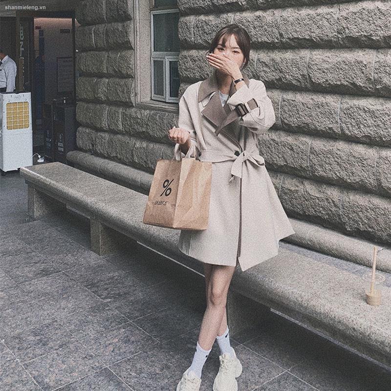 Áo khoác gió dáng rộng thời trang xuân thu phong cách Hàn Quốc mới 2021 | BigBuy360 - bigbuy360.vn