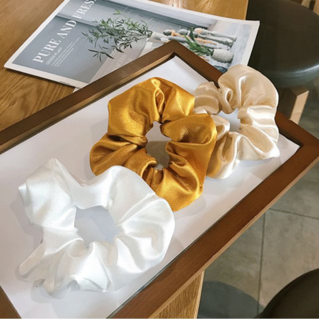 Dây buộc tóc scrunchie vải lụa bóng