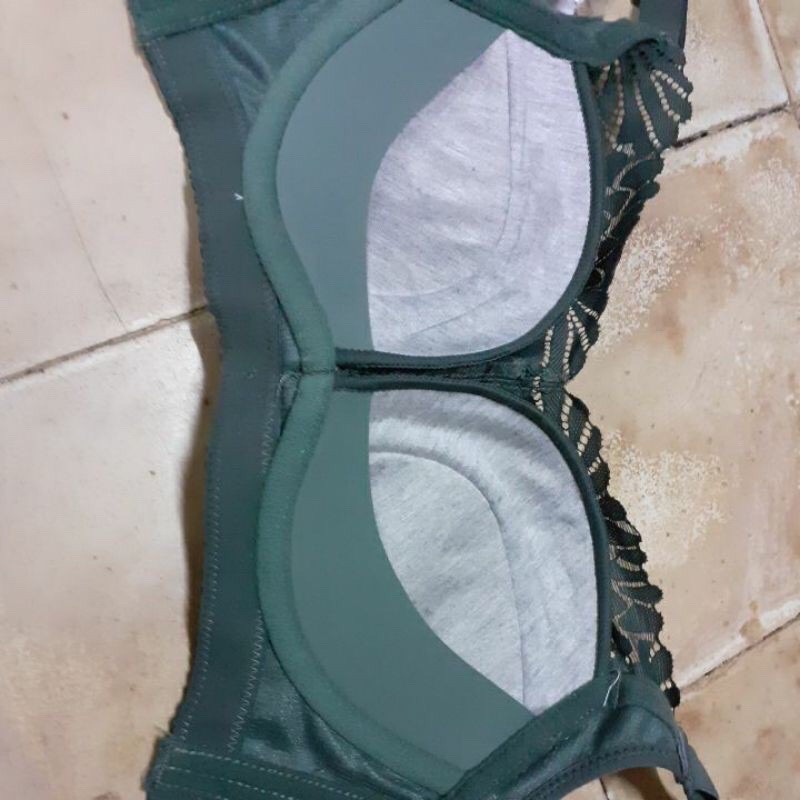 687 ao lot nâng ngực không gọng 4 mọc che mo thừa