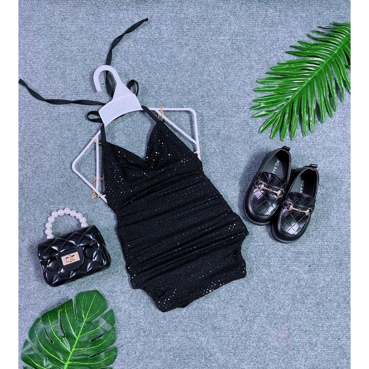 Đầm Body Nhũ Kim Tuyến Sang Trọng Hở Lưnh Xích Chéo Cho Bé