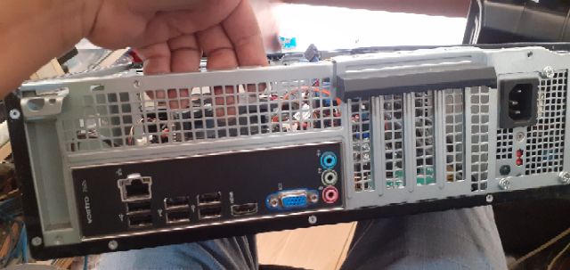 Thùng cpu dell 260s i3 2100 ram3 4g hdd 250g | BigBuy360 - bigbuy360.vn