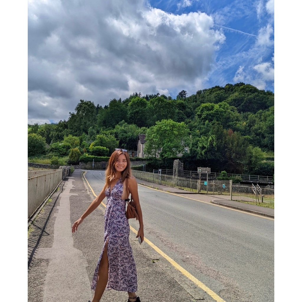 BEACH FEVER - Đầm maxi hoạ tiết hoa nhí tím hở lưng Katie