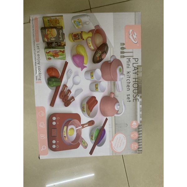 Đồ chơi nấu ăn cho bé