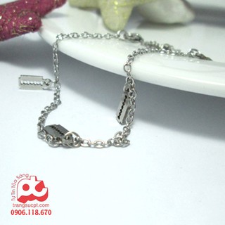 Lắc chân nữ 49