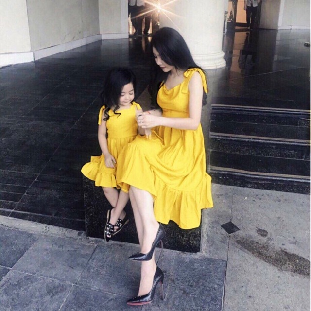 Set đầm dành cho mẹ và bé
