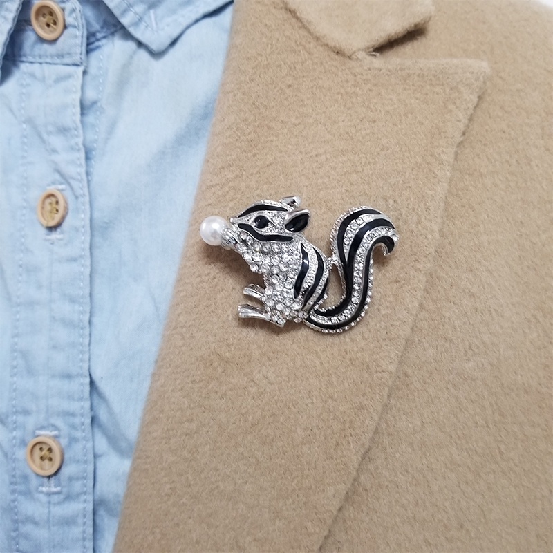 Ghim cài áo hình chú sóc đính ngọc trai giả thời trang cho nữ