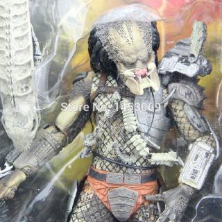 Mô hình đồ chơi nhân vật predator trong phim viễn tưởng " Alien vs predator "