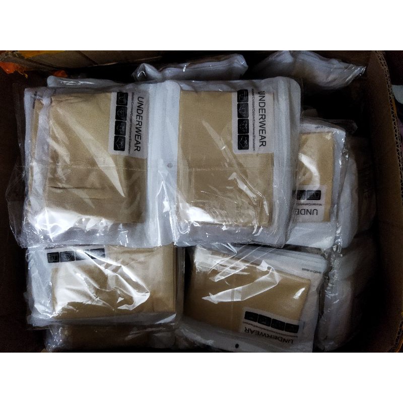 Áo liner mặc trong latex chống ngứa, thấm hút mồ hôi.
