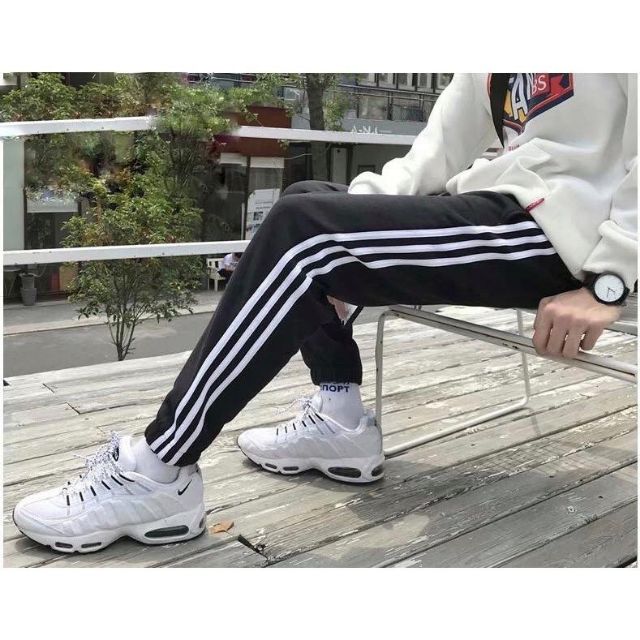 Quần thể dục 3 sọc dáng dài ống suông và bo gấu kiểu jogger tập gym nam nữ unisex có túi lớn màu đen M00