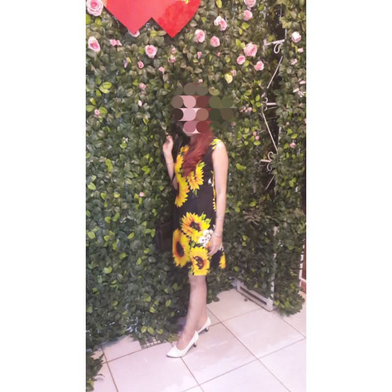 ĐẦM CHỮ A HOA HƯỚNG DƯƠNG