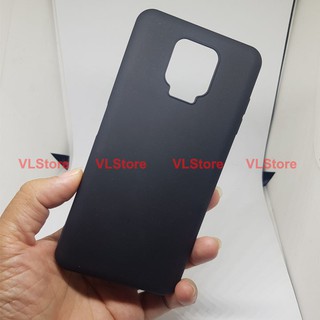 Ốp lưng Vsmart Aris chất liệu TPU đen nhám
