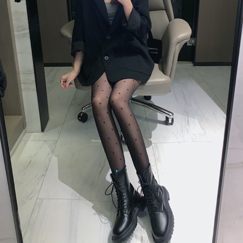 Quần tất lưới xuyên thấu co giãn không đường may họa tiết trái tim dễ thương phong cách Lolita Nhật Bản dành cho bạn nữ | BigBuy360 - bigbuy360.vn