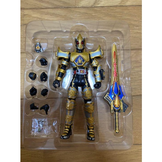 Mô hình chính hãng SHF S. H. Figuarts Kamen Rider Blade King Form Figuarts