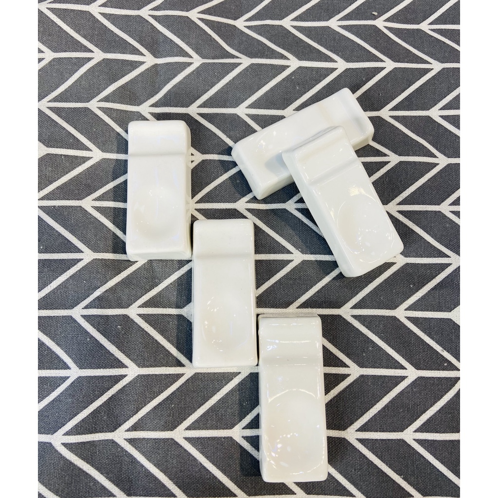 Combo 5 chiếc gác đũa bằng sứ