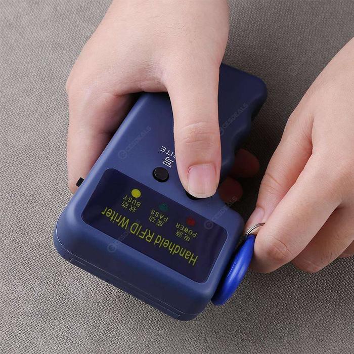 Thiết bị sao chép thẻ từ T5577