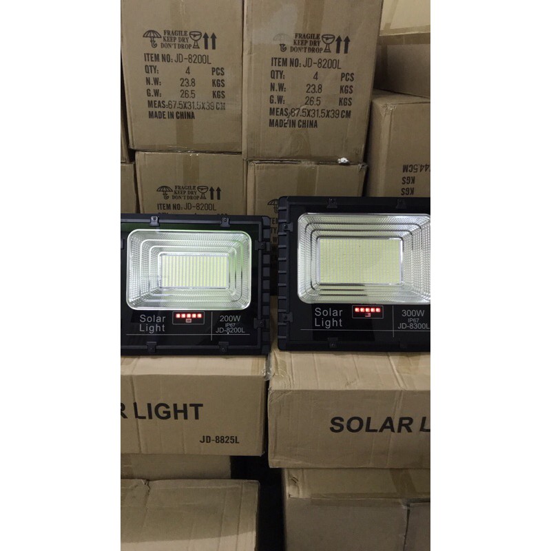 Đèn Năng Lượng Mặt Trời JinDian JD-8300L Công Suất 300W - Mẫu Mới 2020, Khung Nhôm