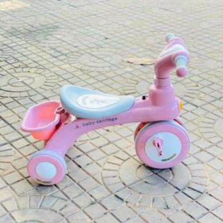 Xe đẩy 3 bánh 618