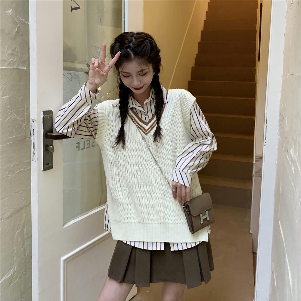 Set Áo Len Không Tay Họa Tiết Kẻ Sọc Kèm Áo Khoác Ngoài Thời Trang Cho Nữ