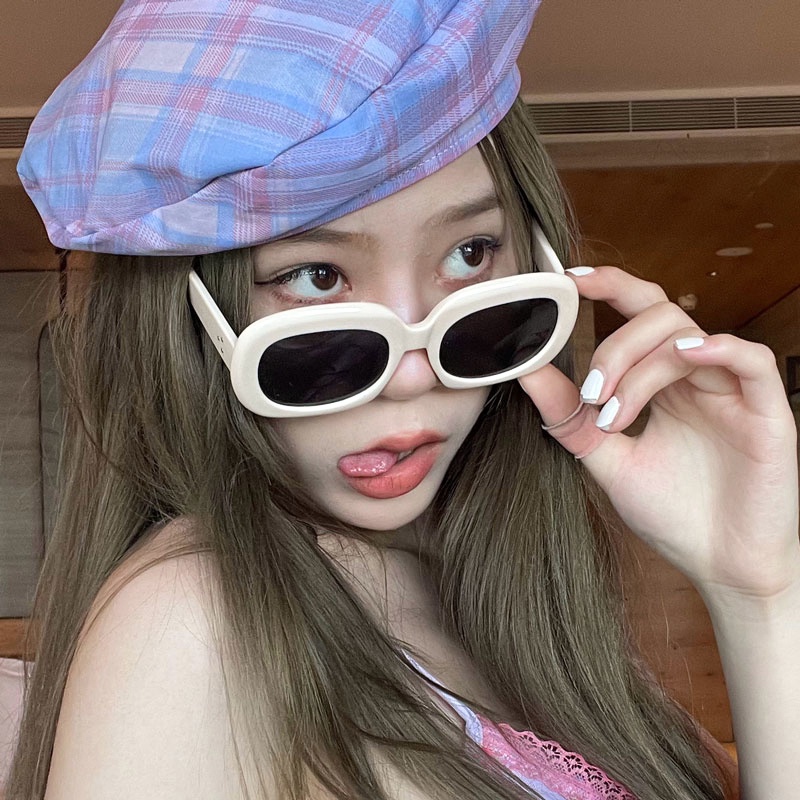 Kính Mát Gọng Vuông Phong Cách Retro Thời Trang Cho Nữ