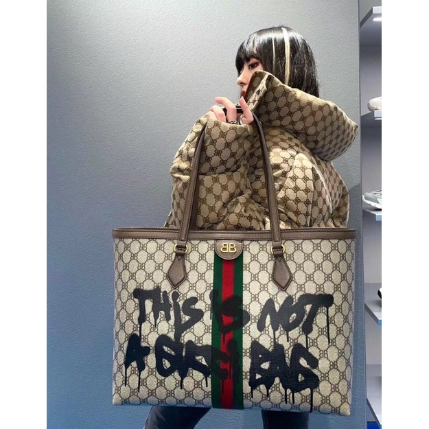 Áo khoác béo thời trang thương hiệu Gucci GG/GC x Balenciaga cao cấp