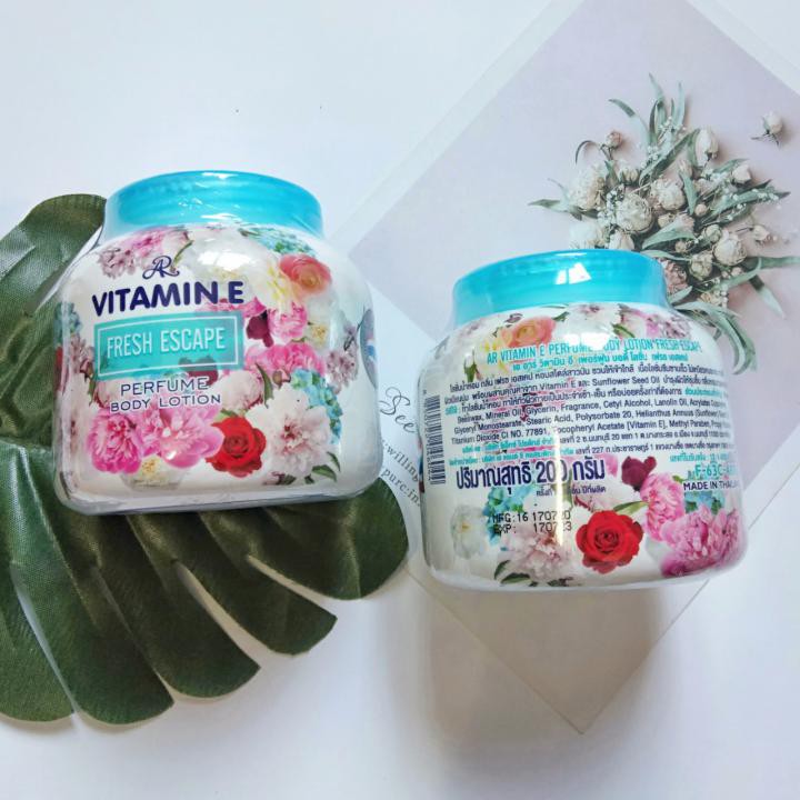 Kem dưỡng AR Vitamin E  bổ sung Collagen Body Lotion velvet skin smooth Thái Lan 600ml