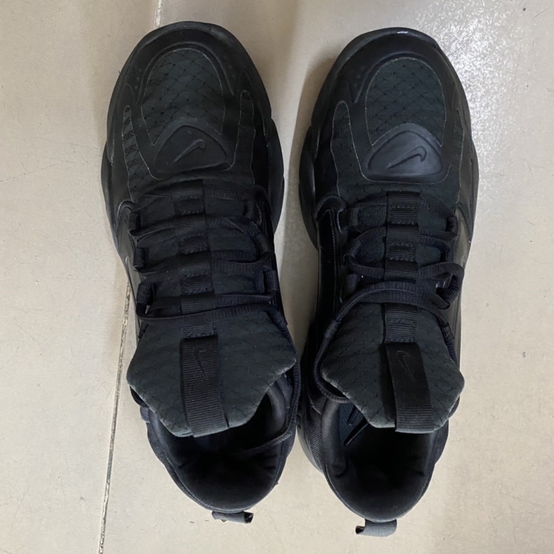 Giày chính hãng đã qua sử dụng