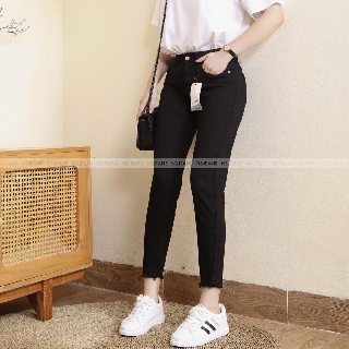 Quần jeans nữ đen tua rua gấu (mã 23)