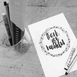 Bút thư pháp Calligraphy Artline Japan EK-243 ( ngòi 3mm)