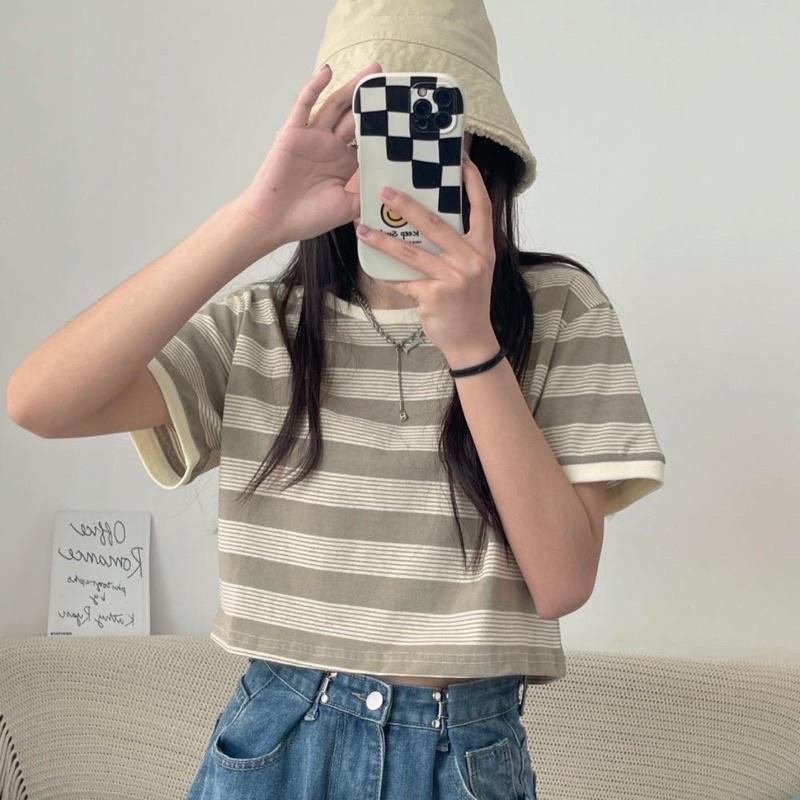 Áo thun croptop kẻ