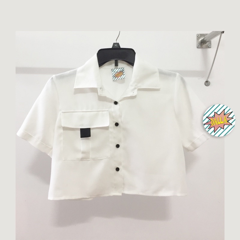 [Mã BMBAU50 giảm 7% tối đa 50K đơn 99K] DALLA Áo sơ mi nữ trắng croptop có túi DALLA SAIGON