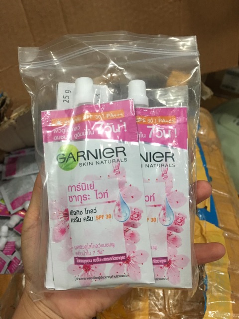 Bộ nám túi Clobetamil G loại như hình | BigBuy360 - bigbuy360.vn